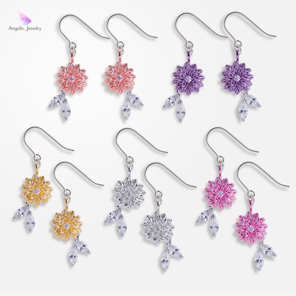 ダリアのピアス- 花びら一枚一枚に七宝焼を施した上品な一品 P153 ダリアのピアス- 花びら一枚一枚に七宝焼を施した上品な一品