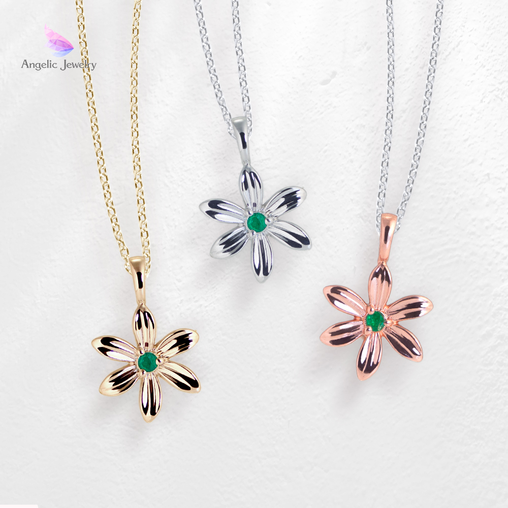 グロッセ シュテルン・ブルーメ クリスタルネックレス&イヤリング 星の花 グロッセ シュテルン・ブルーメ クリスタルネックレス