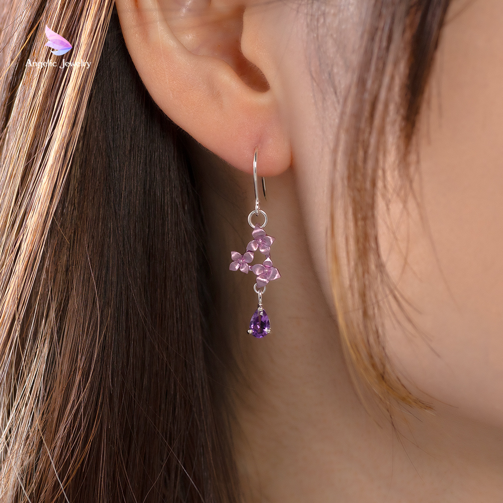 紫陽花のアンティークアートjewelryピアス/イヤリング        