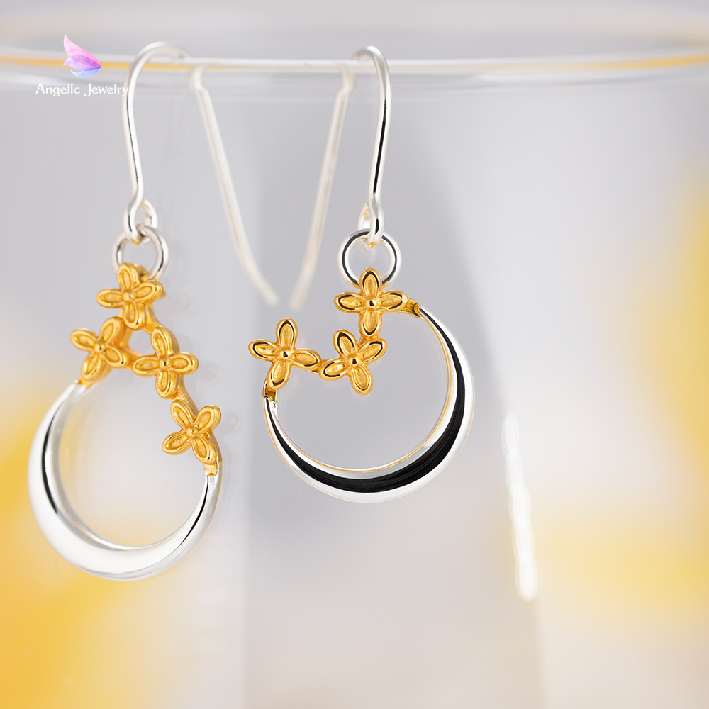 Star hoop pierce gold 316L | MELLOW by Ayaka Mori